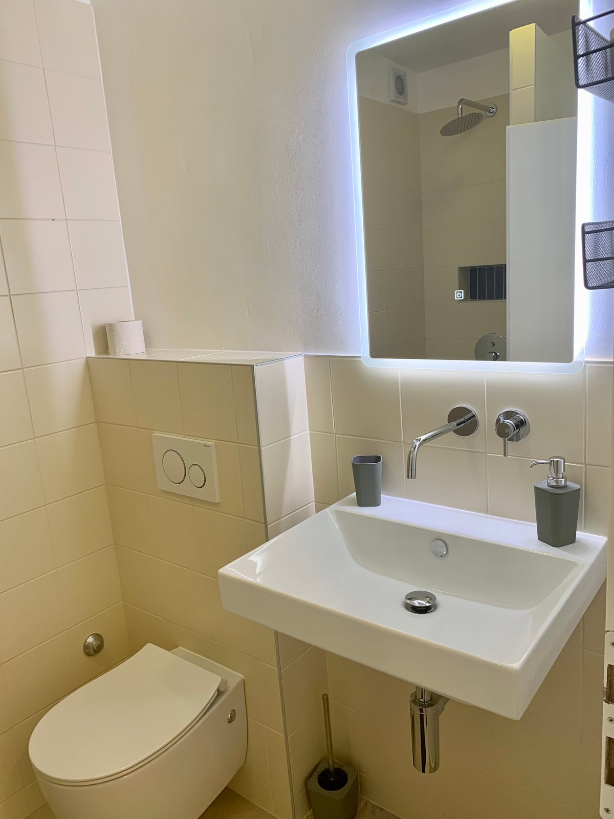 Hotel Pula Croatia nomad remote c8a793fe-cd39-4d96-81d6-c06b04e4e812_IMG3168.jpg