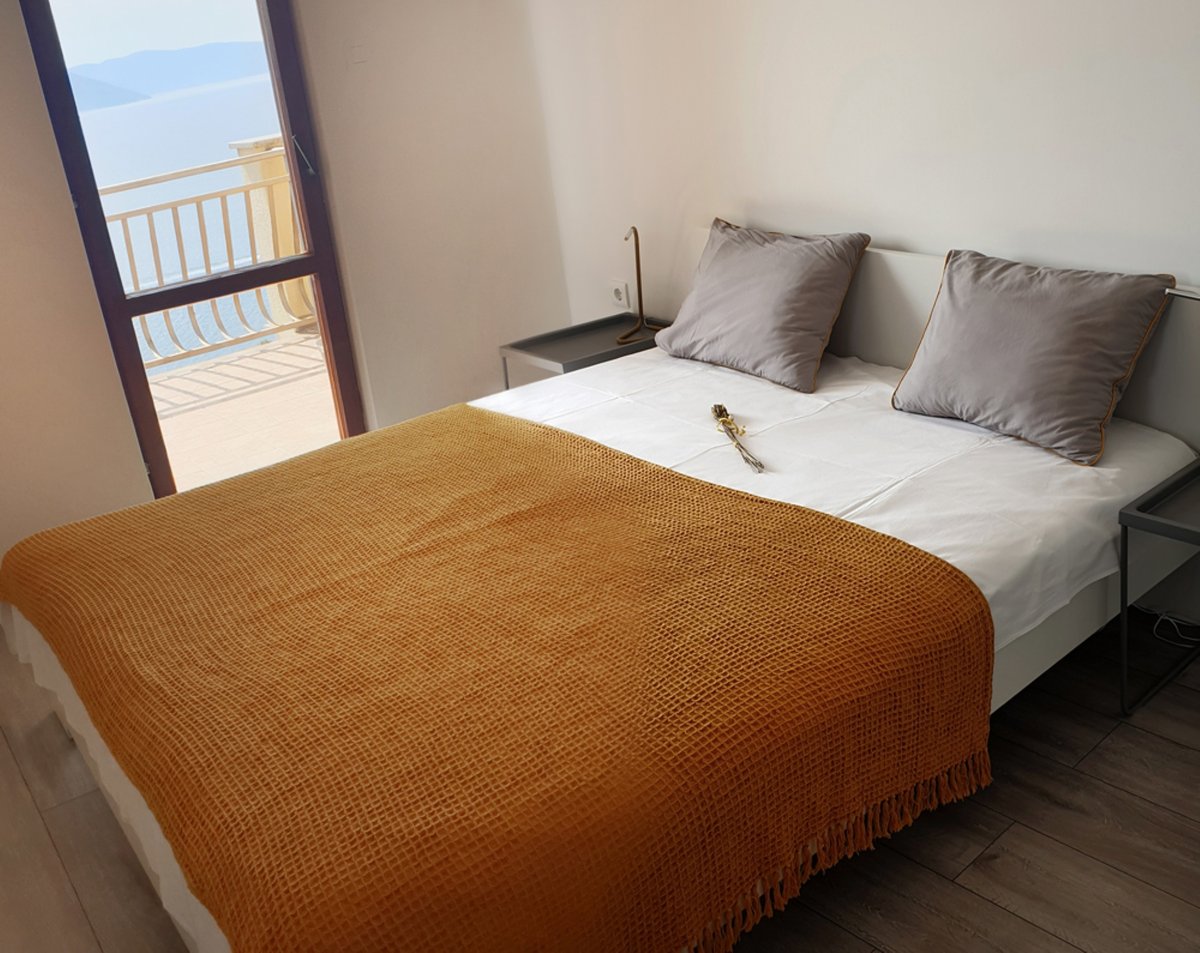Hotel Plomin Croatia nomad remote 5240987e-f918-4fa5-b728-a588ce5f8712_bed1.jpg