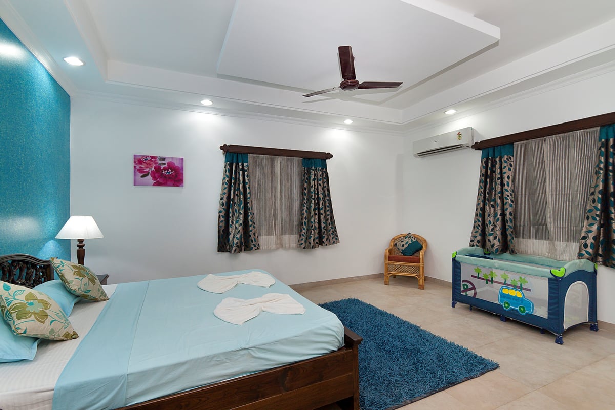 Hotel Goa India nomad remote 18c32750-9ab2-4b87-8af1-c7ab241be3a0_Nomad25BedroomWithBabyBed.jpg