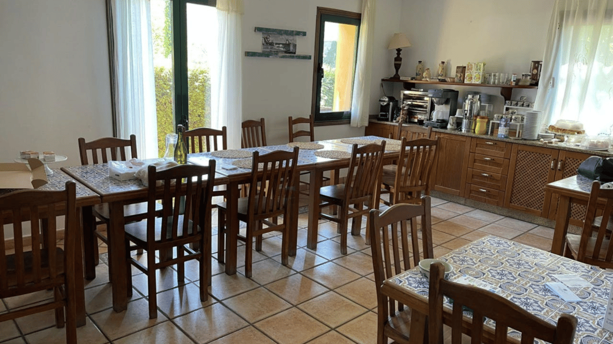 Hotel Crecente Spain nomad remote f2f9af4a-d731-4d27-ab0d-5209a90df1a7_20.png