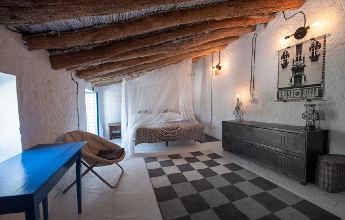 Hotel Velez Rubio Spain nomad remote 43cd558f-aa1d-4f3f-9a0b-5897e1f15e2f_BlancoROOMwieksze.jpg