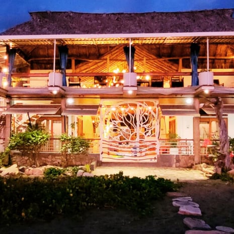 Remote worker stay Sirena Surf Lodge EXPERIENCE in Miramar Nicaragua