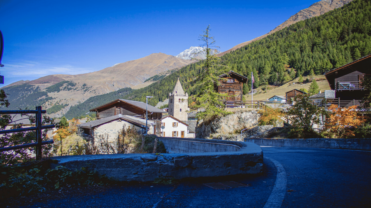 Hotel Bourg Saint Pierre Switzerland nomad remote 9f1139f6-00c5-4a75-94ba-2e87595e9779_Safeimagekitresizedimg34.jpg