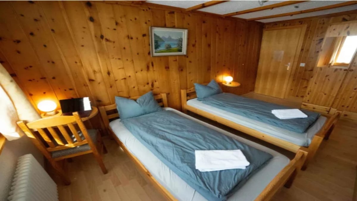 Hotel Liddes Switzerland nomad remote 89bd9f37-0f69-45d0-8b36-99b0a6c459cf_Safeimagekitresizedimg16.jpeg