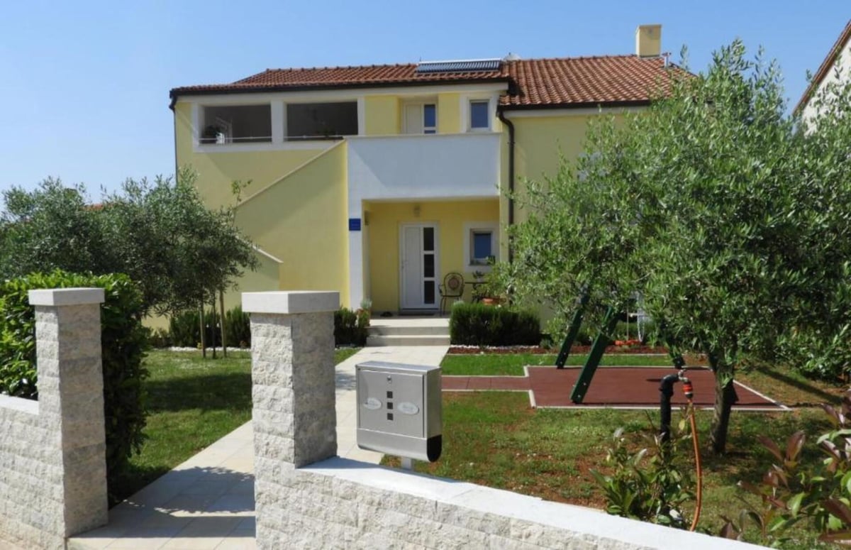 Hotel Pula Croatia nomad remote f7e96610-ada8-47a1-ae37-5ac6c1ccfc78_casa.jpg